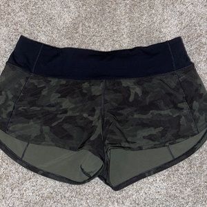 Lululemon running shorts - size 6 - perfect condition!!!!